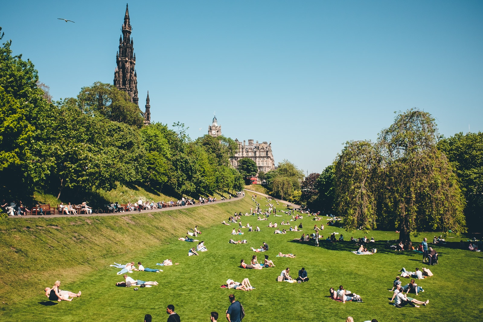 Edinburgh Princes Street Gardens Spire Picnic